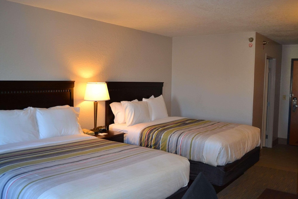 Country Inn & Suites by Radisson Fairview Heights IL - photo 42