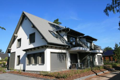 Haus Strandkieker Whg 4 — 4-Star Luxury Hotel in Neuhaus, Germany