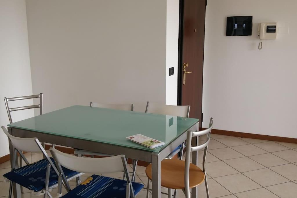 Villa4holydays M1 Subway — 4-Star Luxury Hotel in Milan, Italy