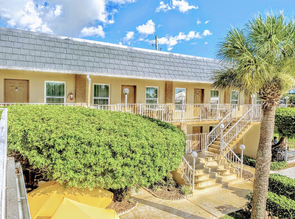 Inn on the Gulf in Hudson, United States