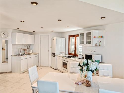 Apartment Anadora