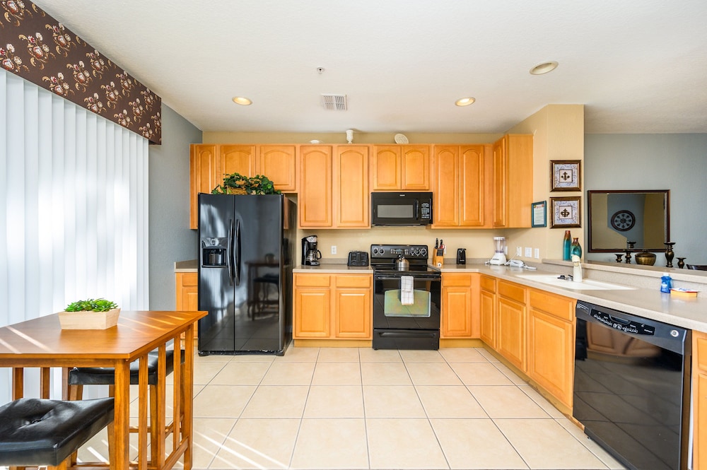 Vista Cay Resort Direct Townhomes by Millennium Management - photo 147