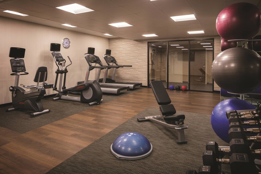 Courtyard by Marriott Petoskey at Victories Square - photo 9
