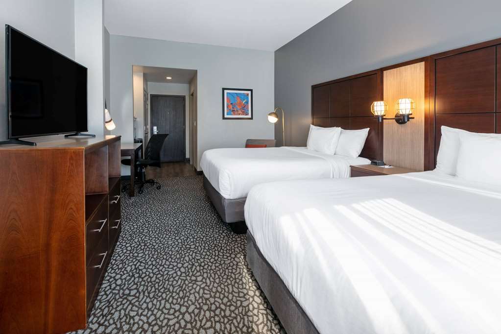 Wingate by Wyndham DFW North Irving - photo 28