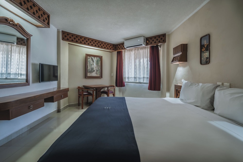 Hotel Plaza Kokai Cancún
