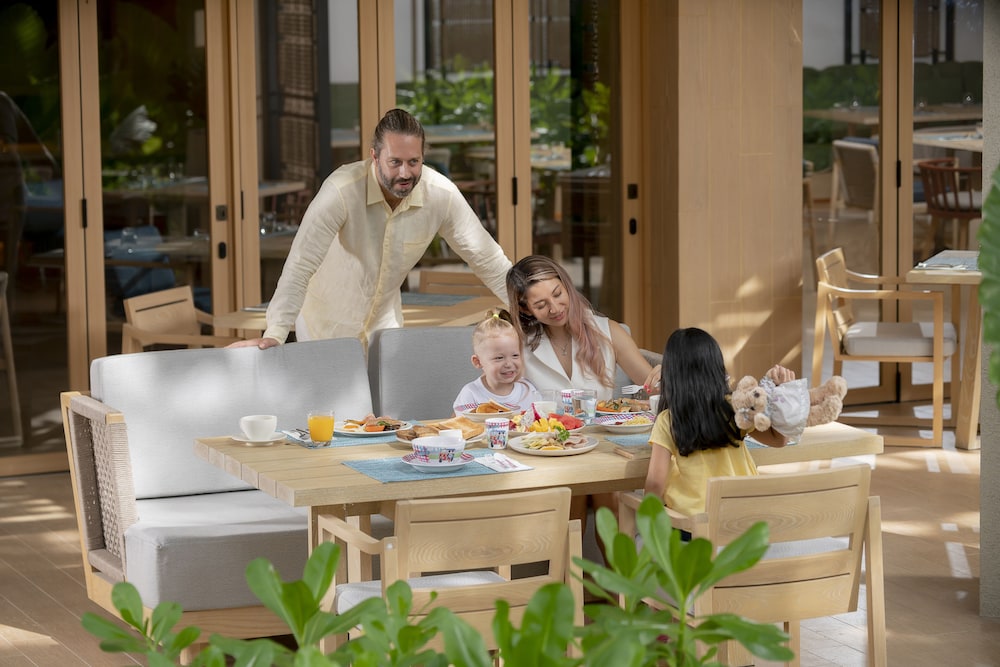 מזון ומשקאות