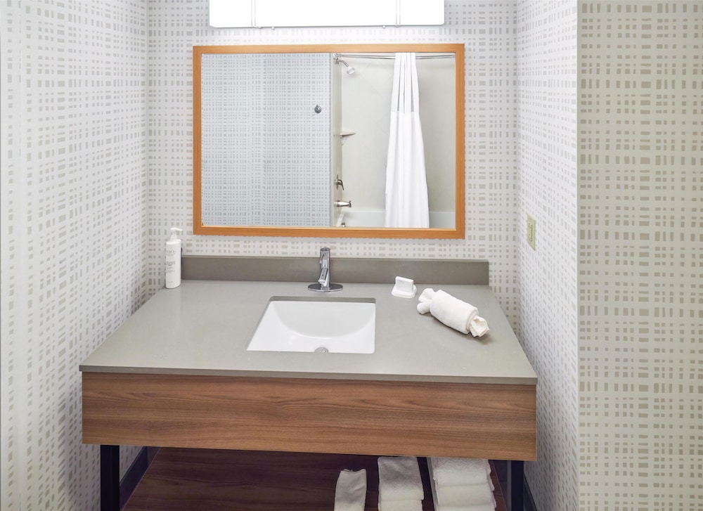 Hampton Inn & Suites Radcliff Fort Knox - photo 52