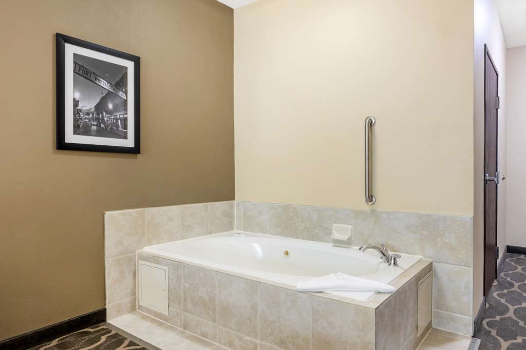 Best Western Plus Burleson Inn & Suites - photo 28