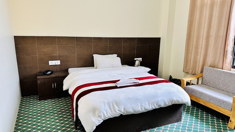 Hotel Pyarij Taplejung — hotel near Taplejung Airport