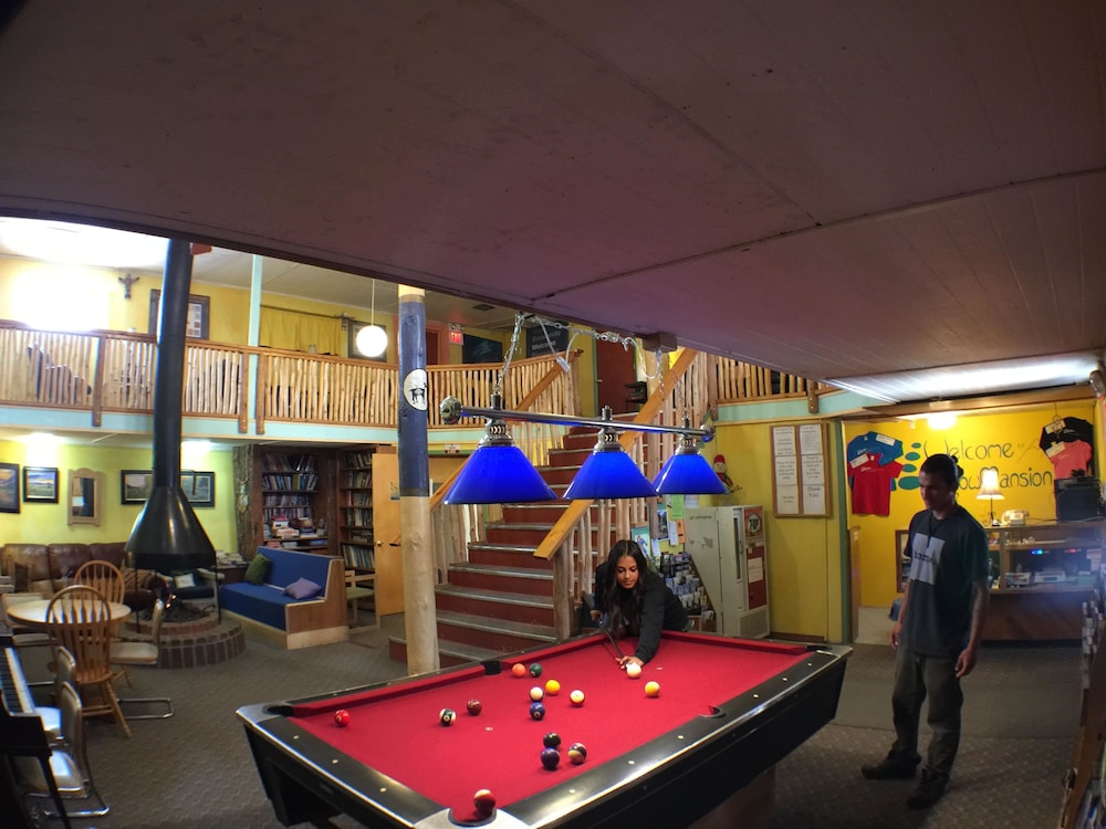 SnowMansion Taos Adventure Lodge - photo 4