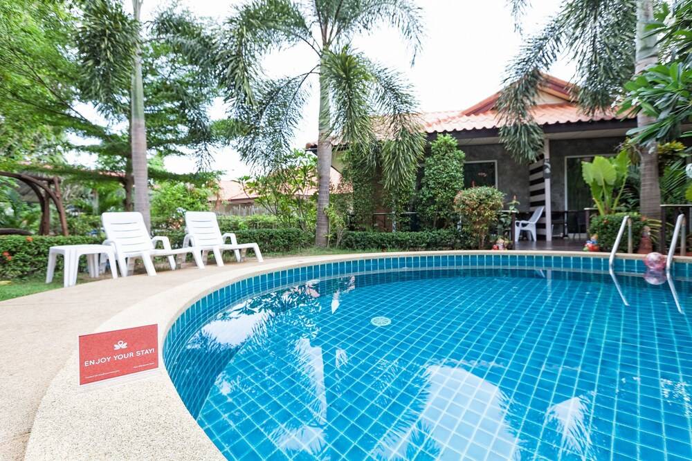 ZEN Rooms Soi Baan Khun Penn in Ban Chalong, Thailand