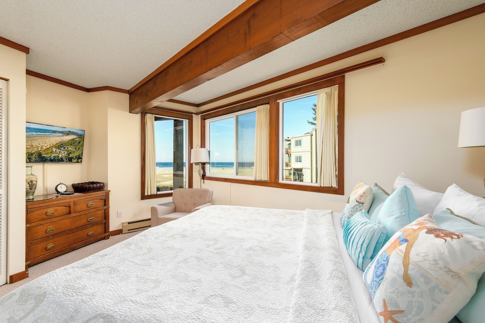 Little Creek Cove Beachfront Resort - photo 21