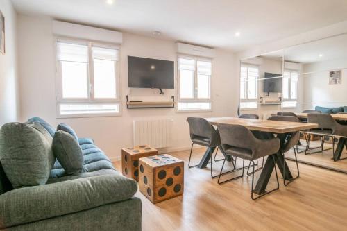 F2 Hypercentre Proche Gare Wifi Gratuite in Le Havre, France