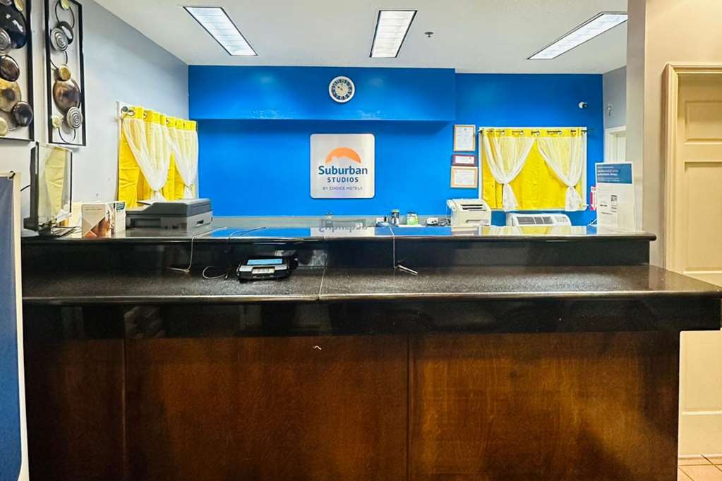 Suburban Extended Stay Abercorn - photo 11