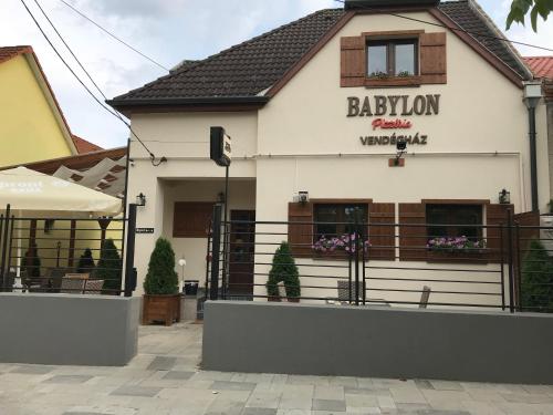 Babylon Pizzéria Vendégház in Miskolc, Hungary