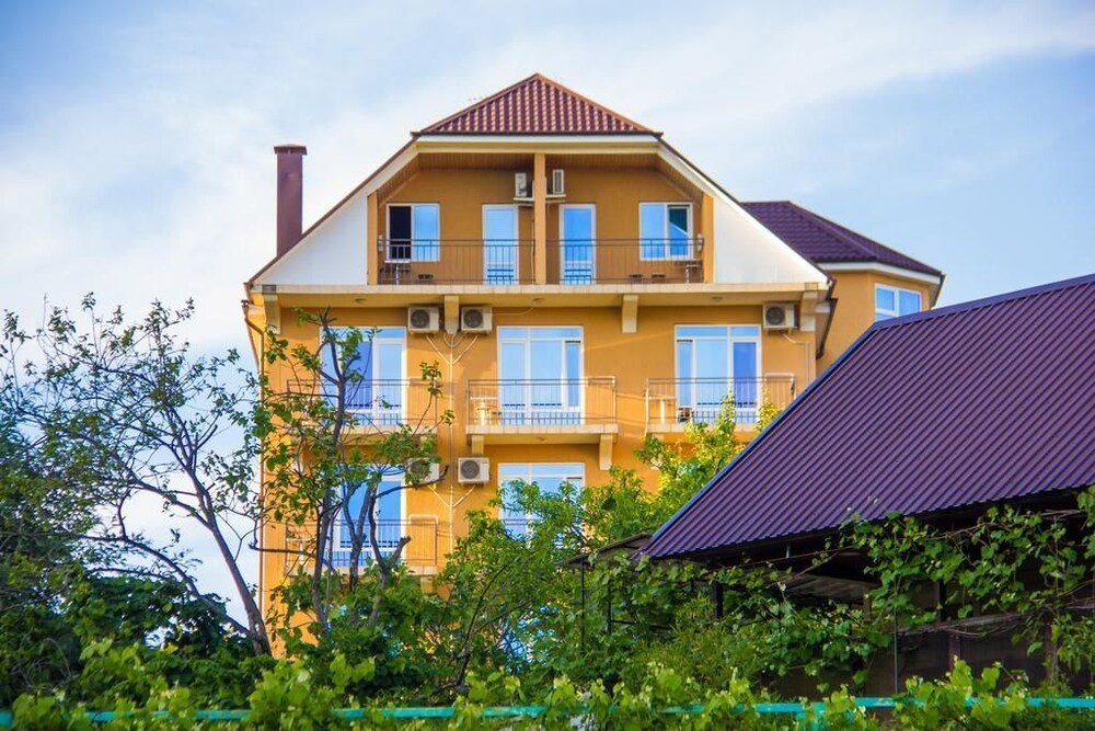 Hotel 777 - carbon neutral hotel in Sochi