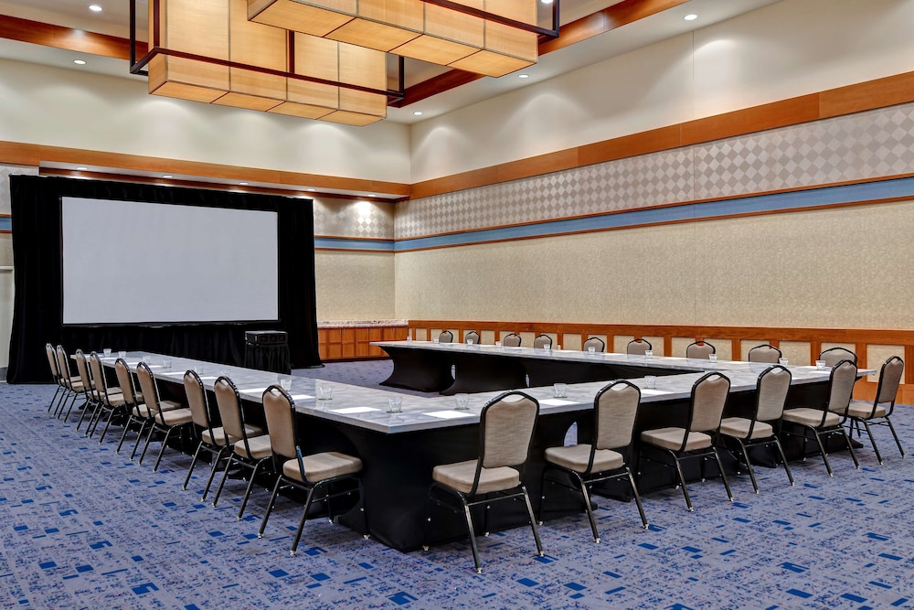 DoubleTree by Hilton Phoenix Tempe - photo 53