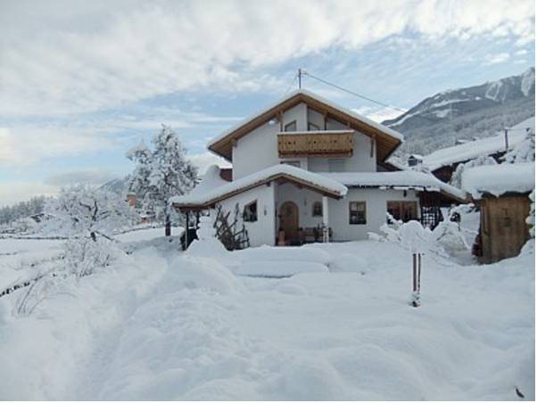 Apart Auszeit — 4-Star Luxury Hotel in Arzl Im Pitztal, Austria