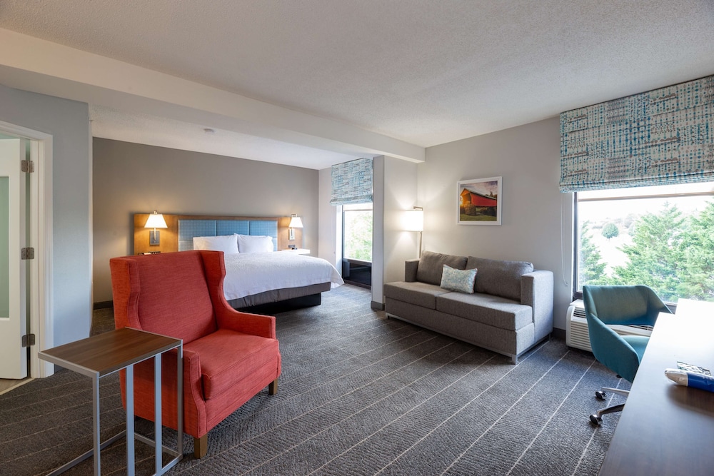 Hampton Inn Christiansburg Blacksburg - photo 12