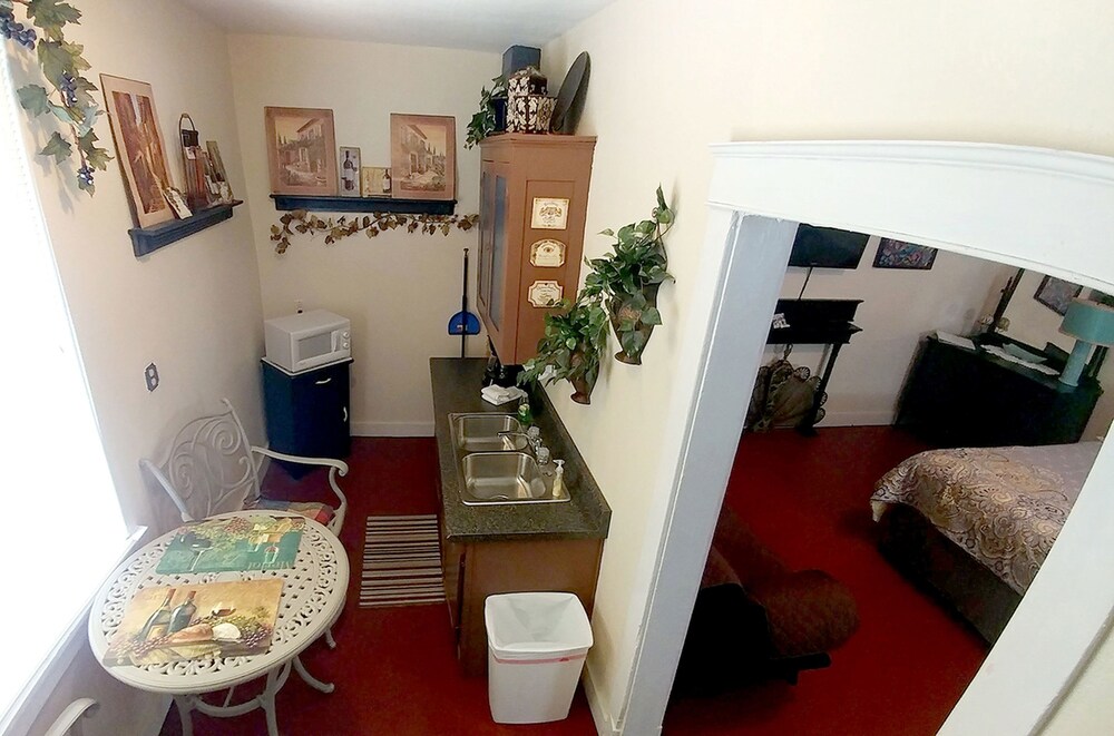 Historic Whiting Hotel Suites - photo 55