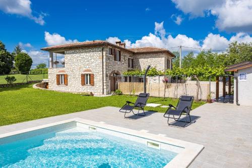 Old Stone Villa Katarina — 4-Star Luxury Hotel in Nedescina, Croatia