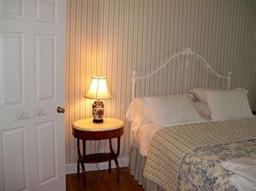 The Shearwater Inn - photo 11