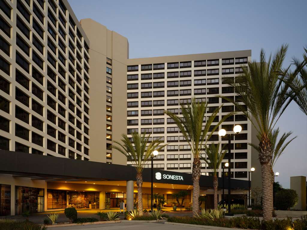 Sonesta Los Angeles Airport LAX - photo 11