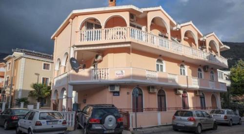 Sara Budva - carbon neutral hotel in Budva