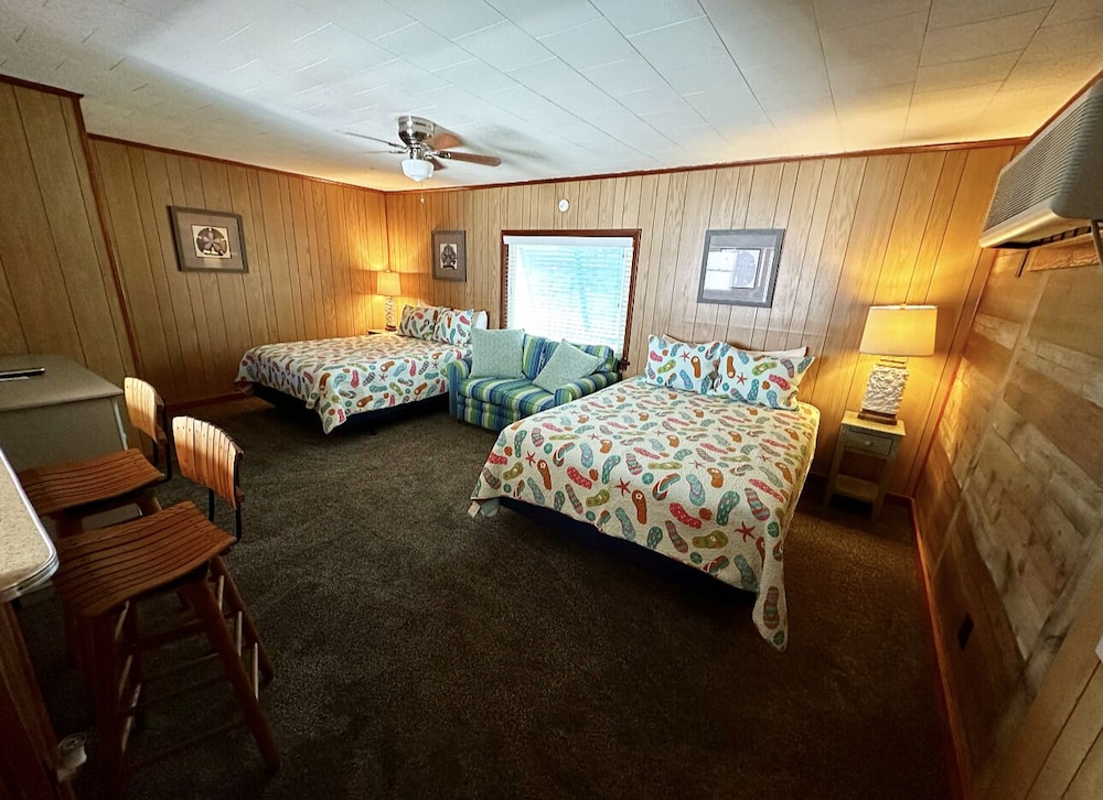 SandSpur Ocean Cottages - photo 20