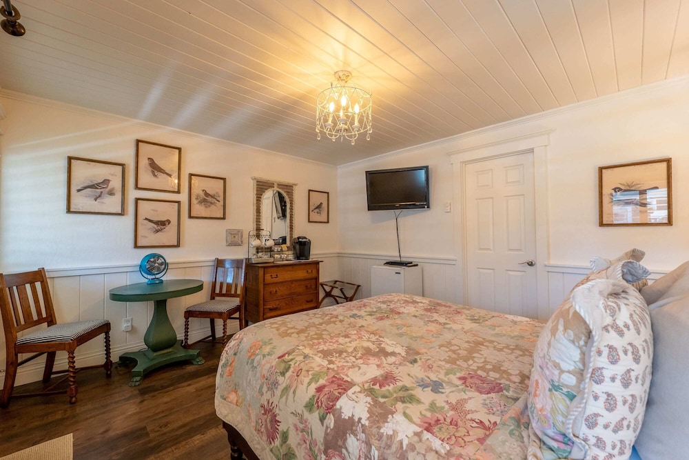 Bandon Marina Inn - photo 33