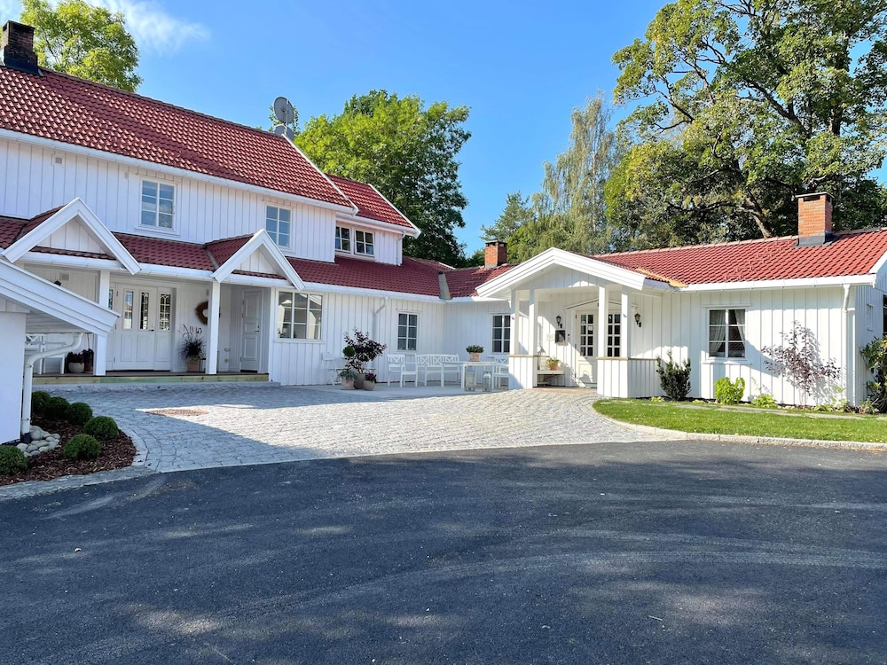 Trugstad Gård - carbon neutral hotel in Unknown City