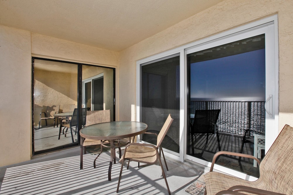 Regency Towers Beach Resort by Panhandle Getaways - photo 9