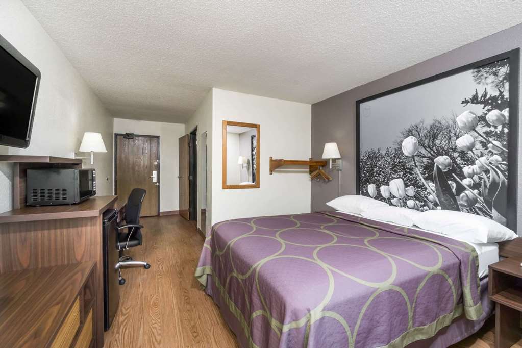 Super 8 by Wyndham Zanesville - photo 10