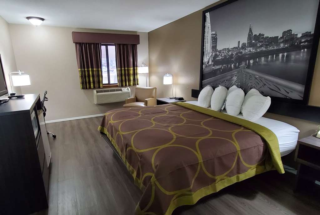Super 8 by Wyndham Paris - photo 9