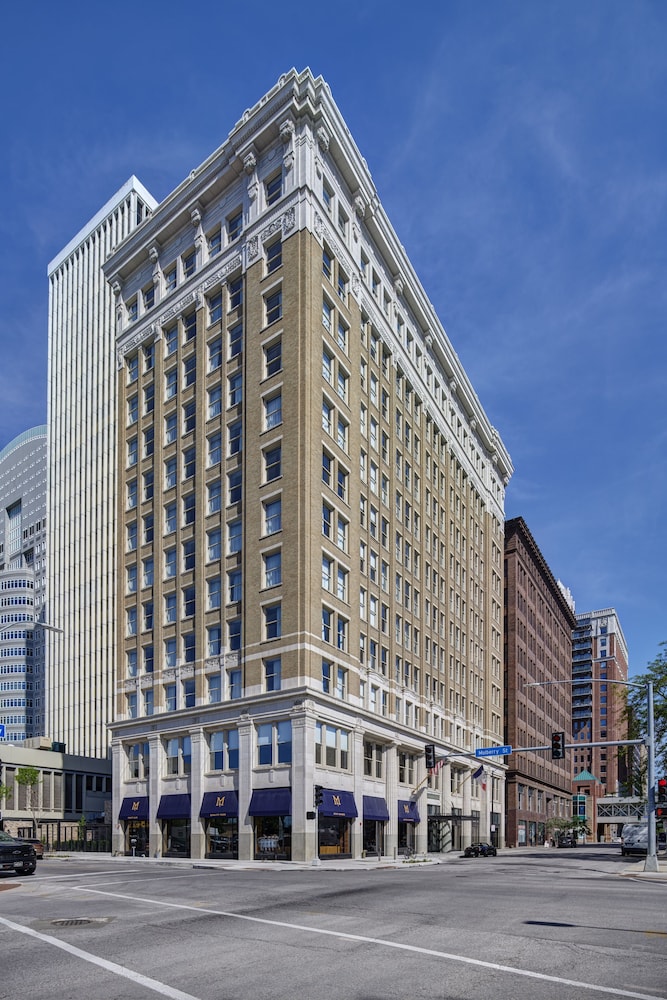 Surety Hotel Autograph Collection - photo 86