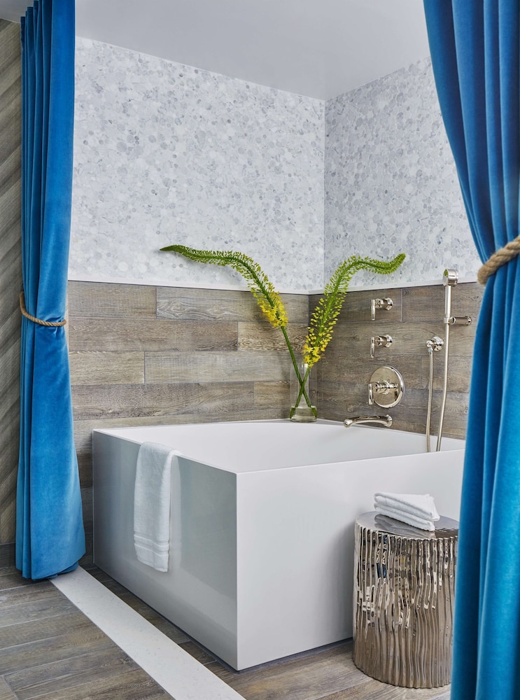 Fairmont Miramar Hotel - photo 68