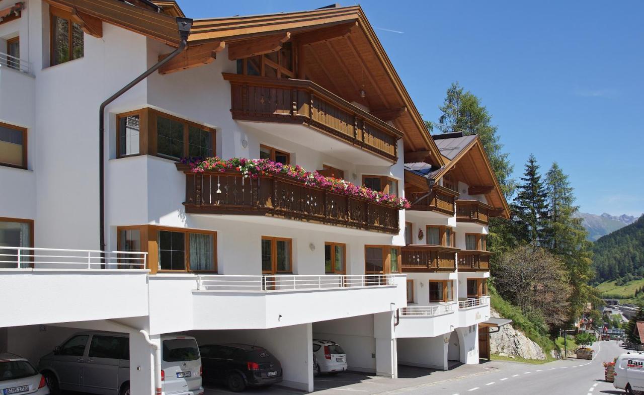 Apart Am Arlen — 4-Star Luxury Hotel in St Anton Am Arlberg, Austria