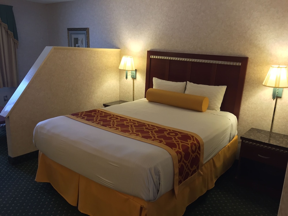 Triplodge Hotel Santa Clarita Valencia - photo 8