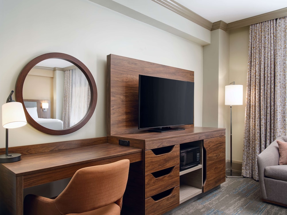 Hampton Inn & Suites by Hilton New Orleans Canal St. French Quarter - photo 23