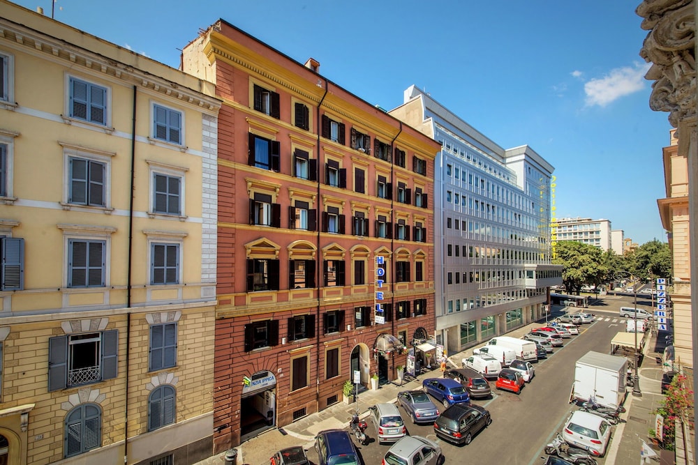 Hotel dei Mille - carbon neutral hotel in Rome