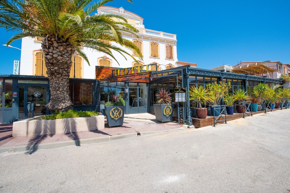 Hotel Restaurant La Villa Arena - carbon neutral hotel in Carry-Le-Rouet