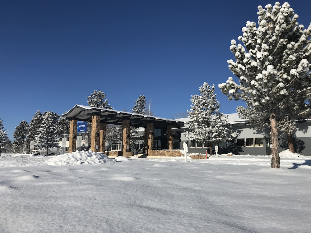 Pagosa Lodge - photo 2