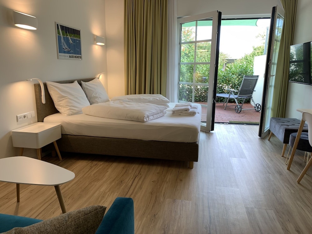 Park Lodge Am Rohrbusch — 4-Star Luxury Hotel in Munster, Germany