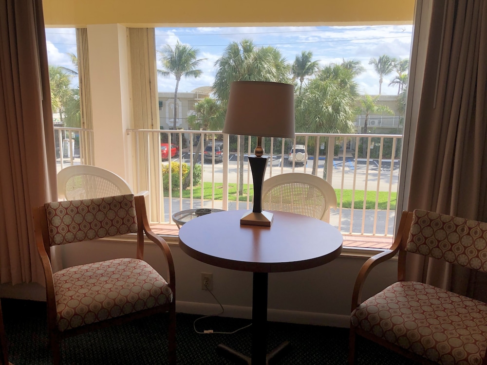 Dee Jay Beach Resort - photo 41