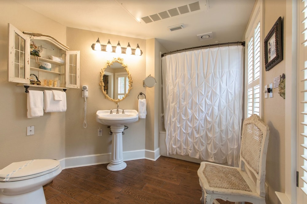 Gruene River Hotel & Retreat - photo 70