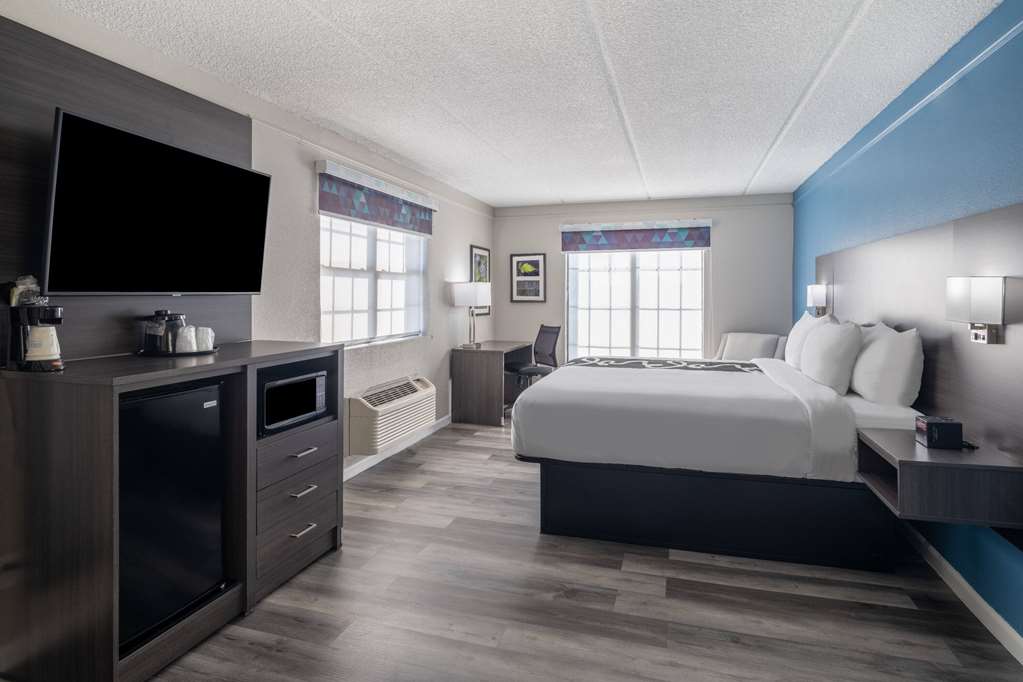 La Quinta Inn by Wyndham Sacramento North - photo 20