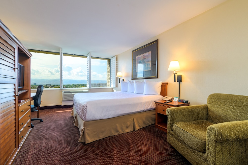 Grand Vista Hotel - photo 10