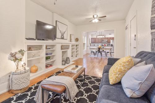 Carson Flats Apt 5 1Br Near Bok Osu Med Dtwn — 4-Star Luxury Hotel in Tulsa, United States