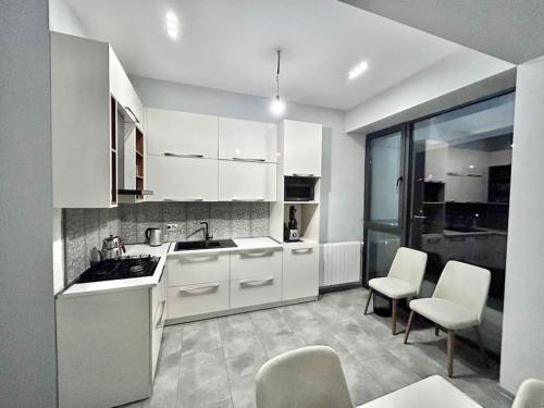 Axis Hippodrome Block II Apartment 170 m2