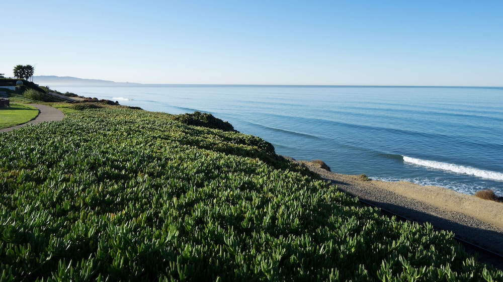 DoubleTree by Hilton San Diego Del Mar - photo 64